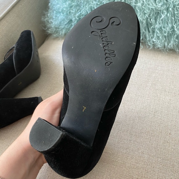 Seychelles Block Heels - Picture 3 of 3